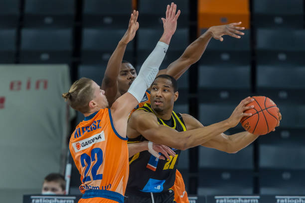 加入巴萨 加入巴萨