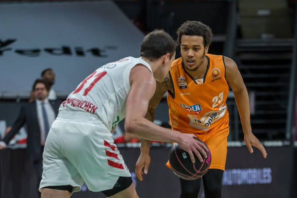 锻炼新人不 锻炼新人不