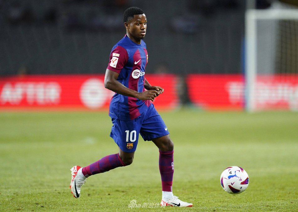 丽亚早在2 丽亚早在2